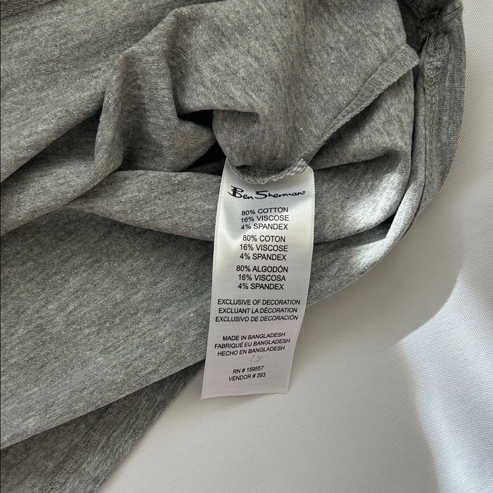 Ben Sherman Gray T-Shirt with Blue Vespa Graphic - Picture 3 of 3